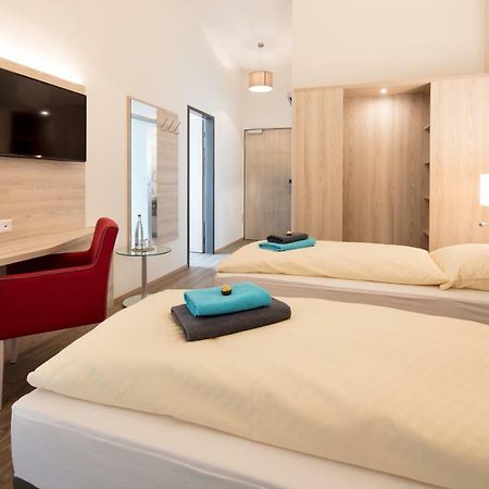 Hotel Gudrun ريدلينغن المظهر الخارجي الصورة