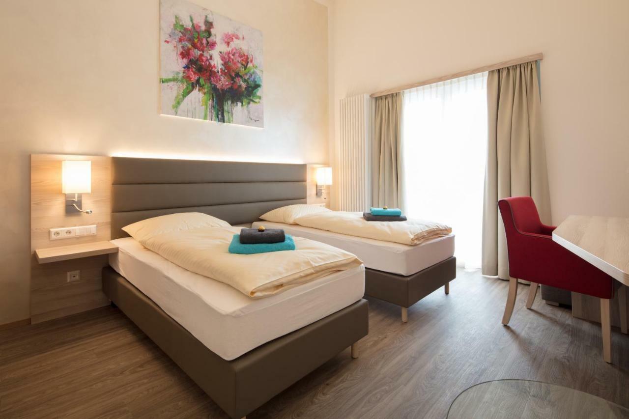 Hotel Gudrun ريدلينغن المظهر الخارجي الصورة